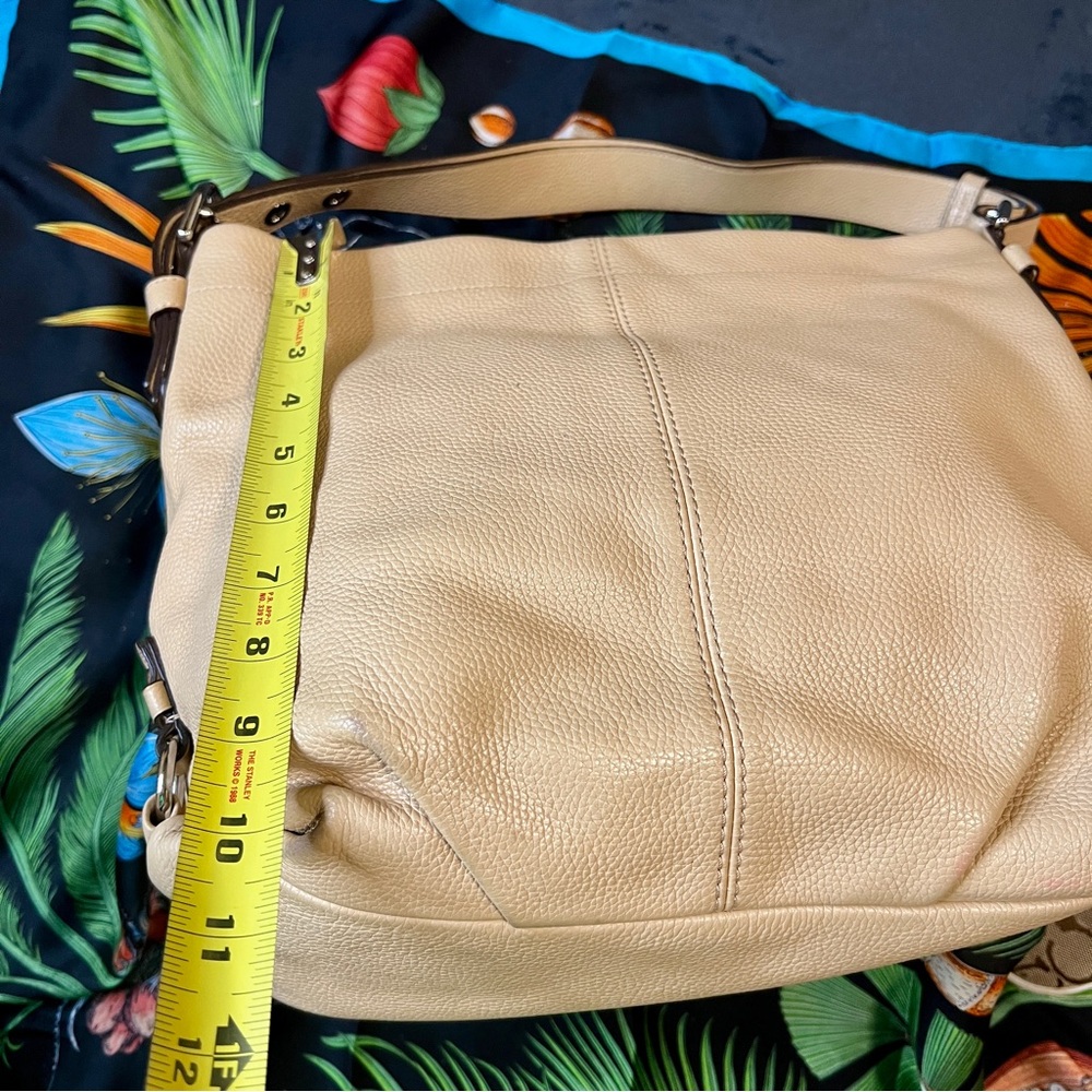 Coach Y2K Beige Pebbledâ Leather Soho Duffel Convertible Shoulder Bag F15064 - Picture 8 of 13